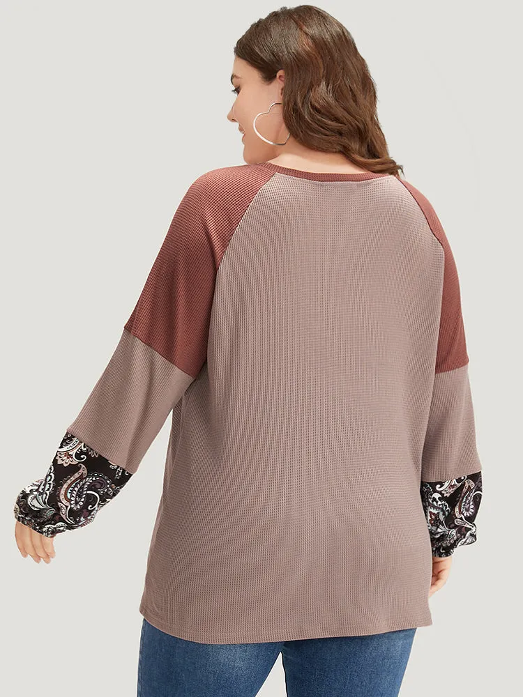 Paisley Print Patchwork Crew Neck Raglan Sleeve Sweatshirt sold by Bloomchic product image thumbnail 2