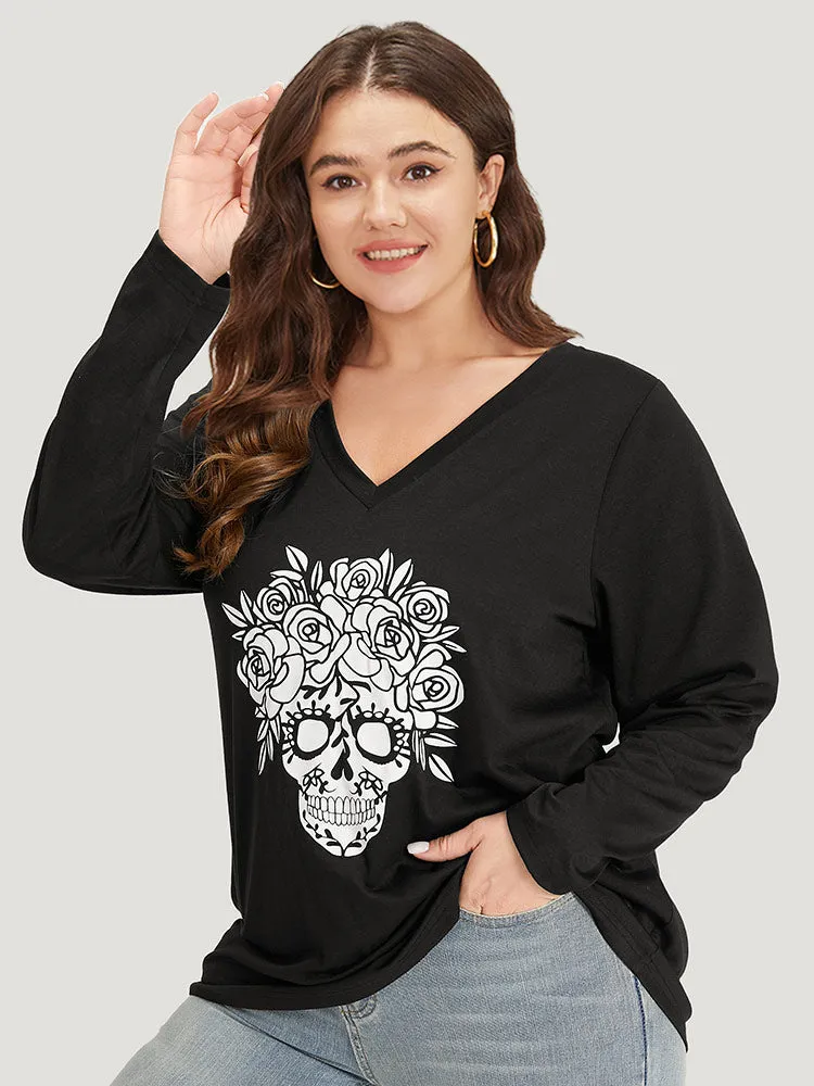 Skull Print V Neck T-shirt sold by Bloomchic product image thumbnail 4