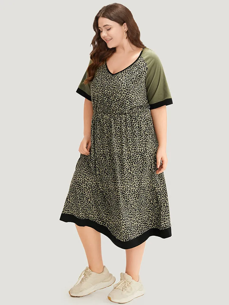 Leopard Print Pocket Patchwork Gathered Contrast Trim Dress sold by Bloomchic product image thumbnail 3