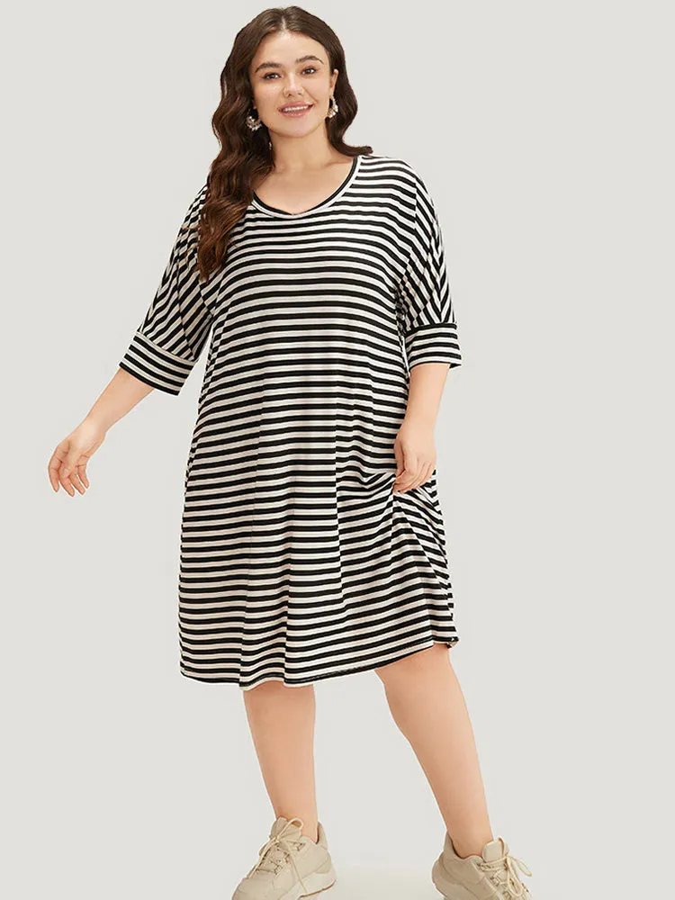 Supersoft Essentials Striped Pocket Crew Neck Batwing Sleeve Dress sold by Bloomchic product image thumbnail 2