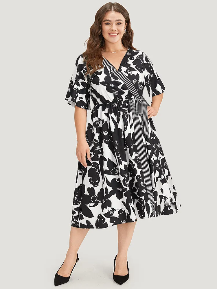 Striped & Floral Print Pocket Bowknot Patchwork Dress sold by Bloomchic