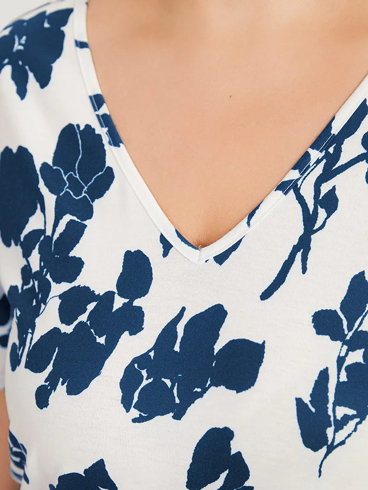Silhouette Floral Print V Neck Sleep Top sold by Bloomchic product image thumbnail 5