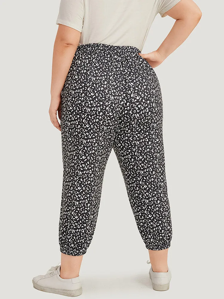 Leopard Print Drawstring Pocket Elastic Waist Sweatpants sold by Bloomchic product image thumbnail 3
