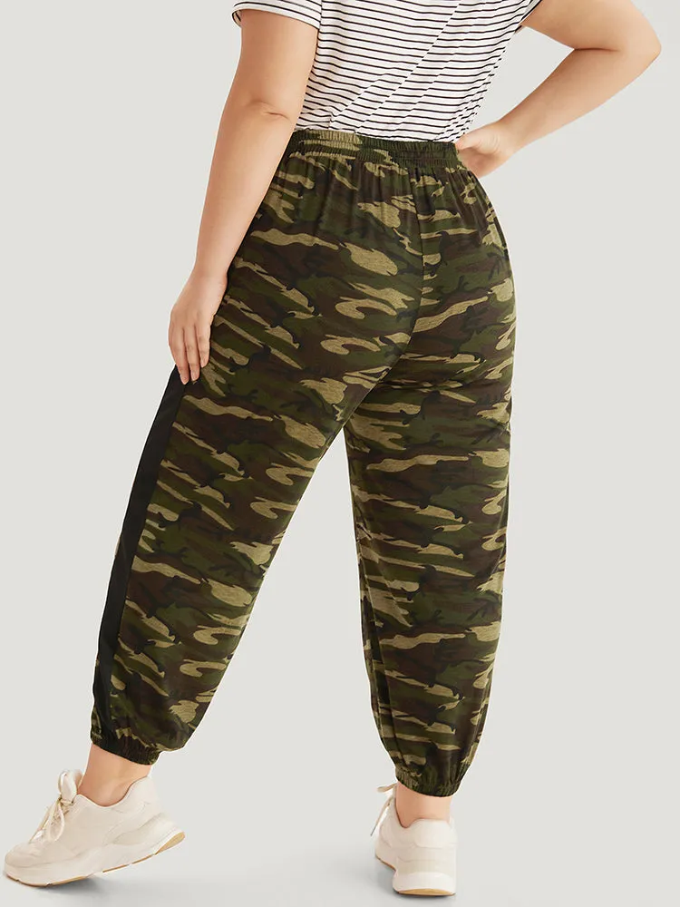 Camo Print Drawstring Pocket Patchwork Sweatpants sold by Bloomchic product image thumbnail 5