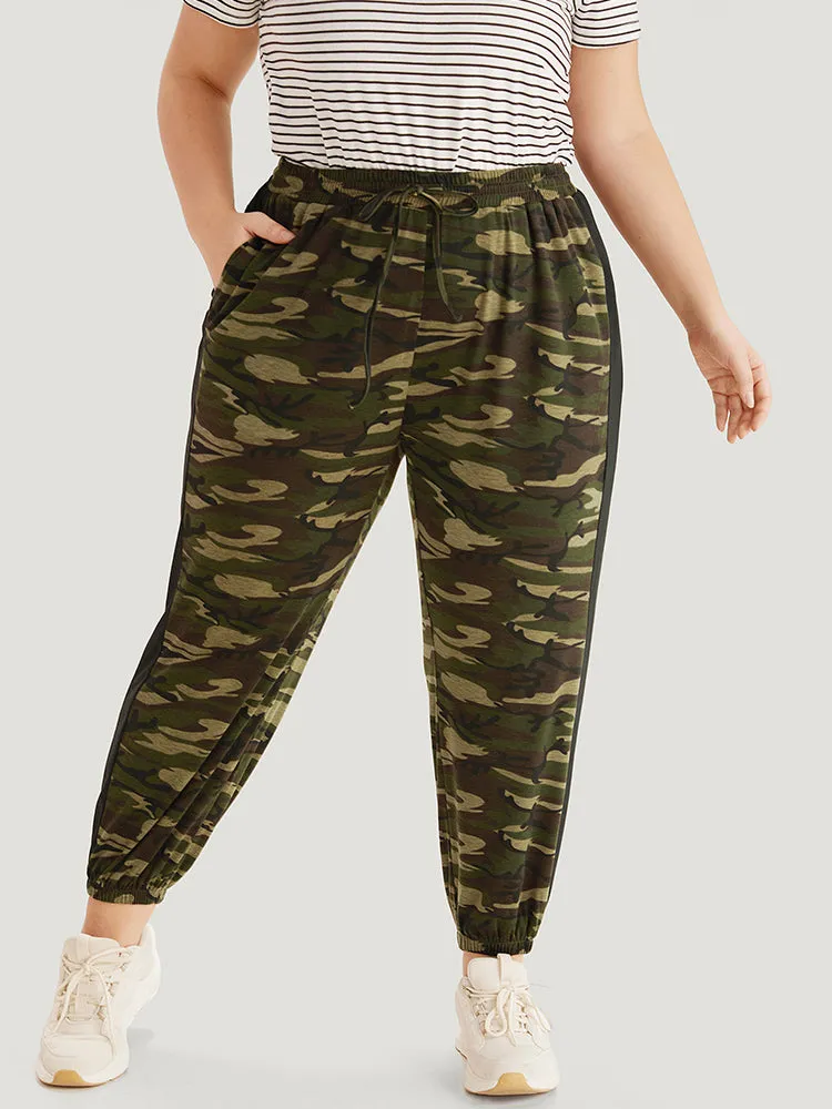Camo Print Drawstring Pocket Patchwork Sweatpants sold by Bloomchic product image thumbnail 2