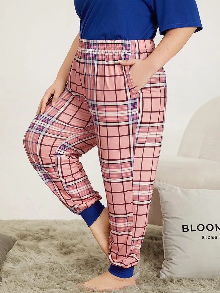 Plaid Pocket Elastic Waist Sleep Carrot Pants sold by Bloomchic product image thumbnail 4