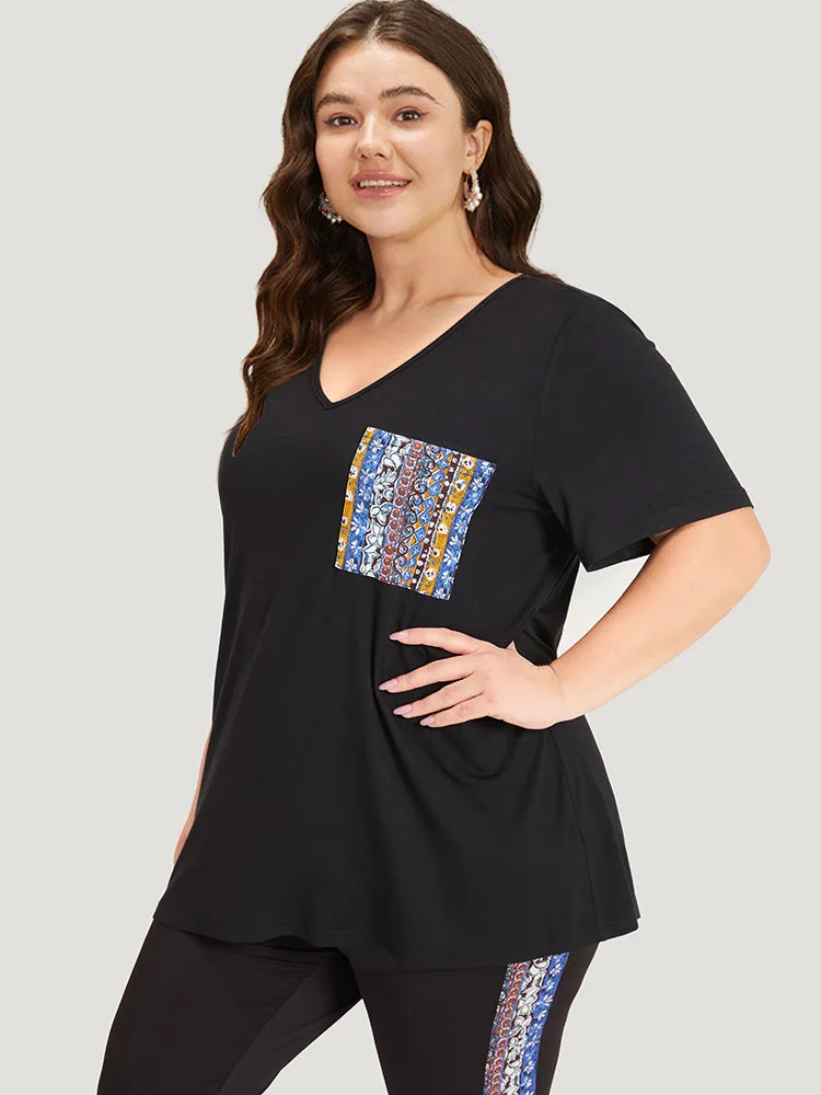 Bandana Print Patched Pocket T-shirt sold by Bloomchic product image thumbnail 4