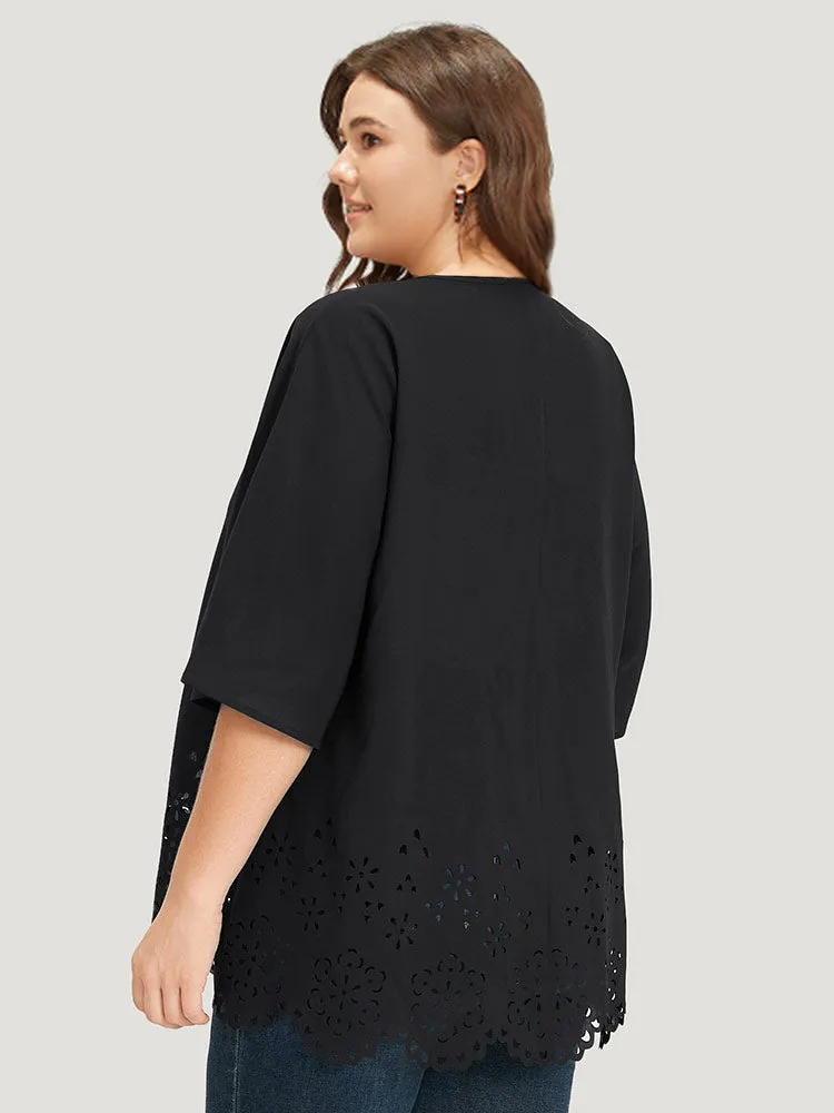 Plain Laser Cut Open Front Scalloped Trim Kimono sold by Bloomchic product image thumbnail 2