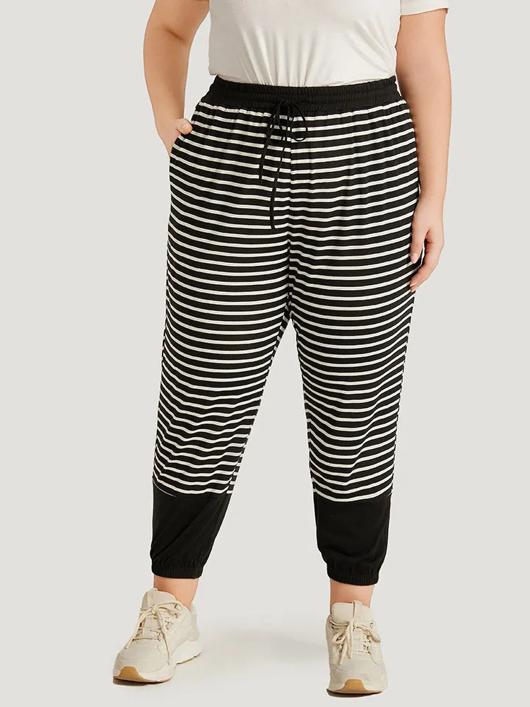 Striped Patchwork Elastic Waist Pocket Ties Sweatpants sold by Bloomchic product image thumbnail 3