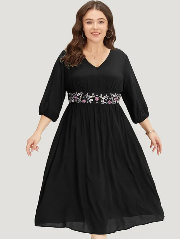 Floral Embroidered Patchwork Pocket Elastic Cuffs Dress sold by Bloomchic product image thumbnail 2