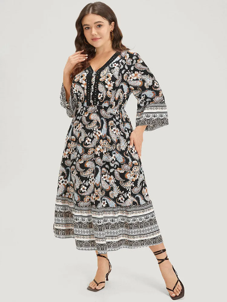 Floral & Paisley Print Elastic Waist Button Detail Dress sold by Bloomchic product image thumbnail 4