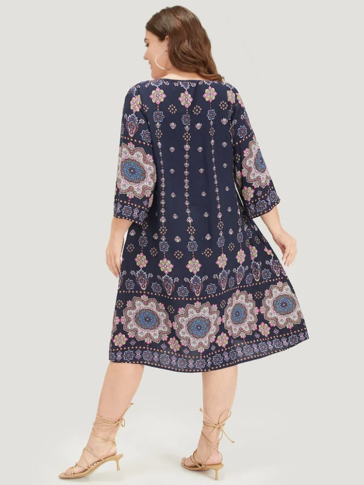 Bandana Print Ties Pocket Tassels Detail Dress sold by Bloomchic product image thumbnail 4