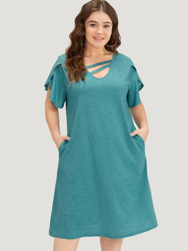 Supersoft Essentials Solid Pocket Keyhole Petal Sleeve Dress sold by Bloomchic