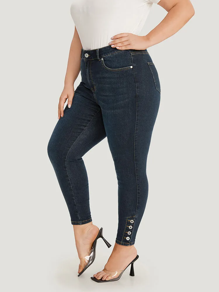 Plain Button Detail Pocket High Rise Jeans sold by Bloomchic product image thumbnail 4