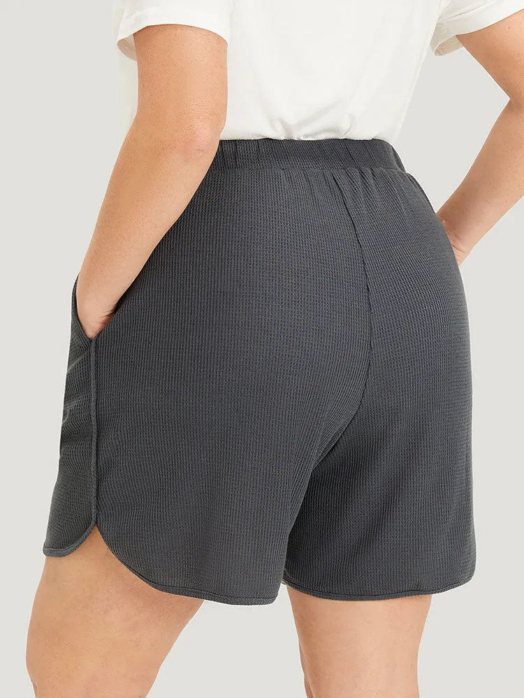 Plain Waffle Knit Pocket Arc Hem Shorts sold by Bloomchic product image thumbnail 4