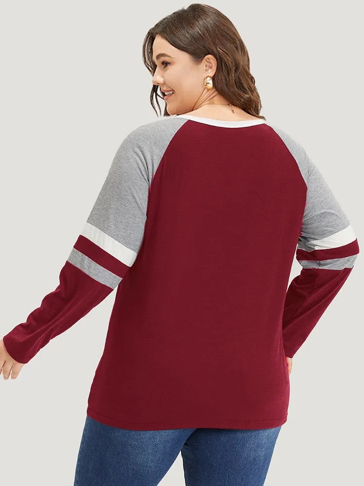 Colorblock Contrast Notched Patchwork Raglan Sleeve T-shirt sold by Bloomchic product image thumbnail 4