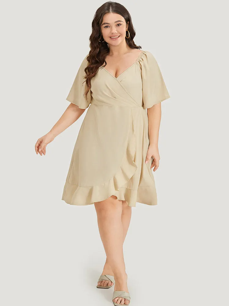 Plain Ruffle Trim Pocket Elastic Waist Wrap Hem Dress sold by Bloomchic product image thumbnail 4