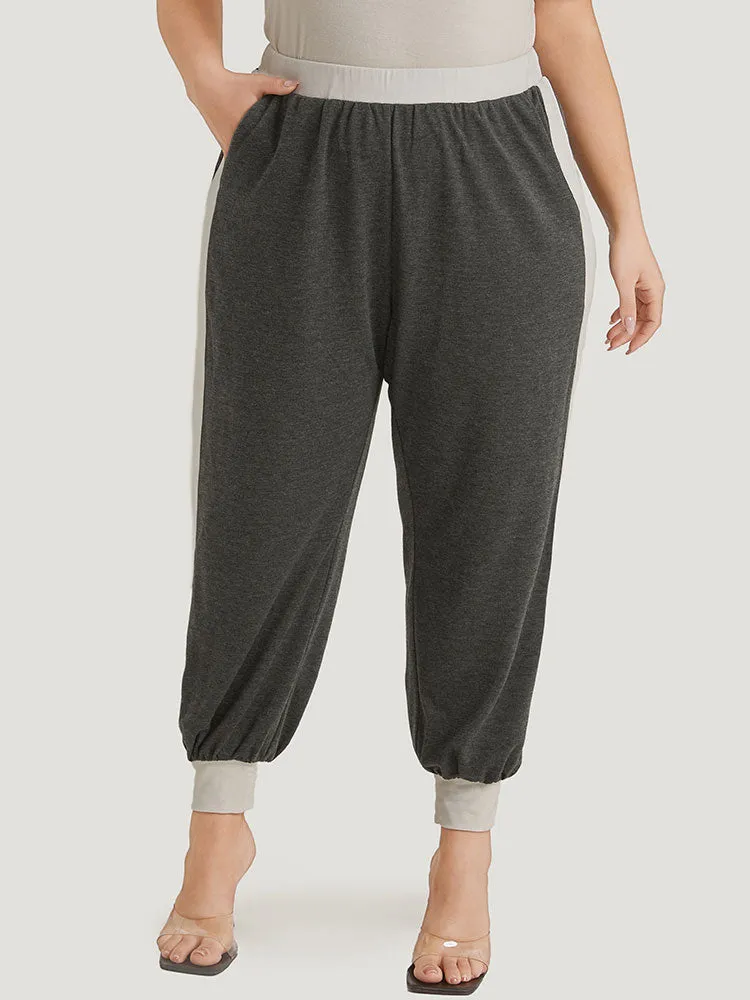 Two Tone Patchwork Pocket Elastic Waist Sweatpants sold by Bloomchic product image thumbnail 3