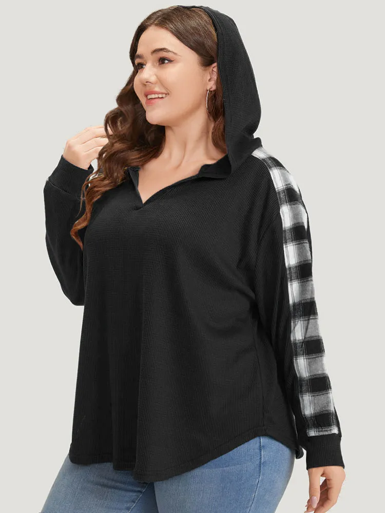 Plaid Patchwork Hooded Plisse Sweatshirt sold by Bloomchic product image thumbnail 3
