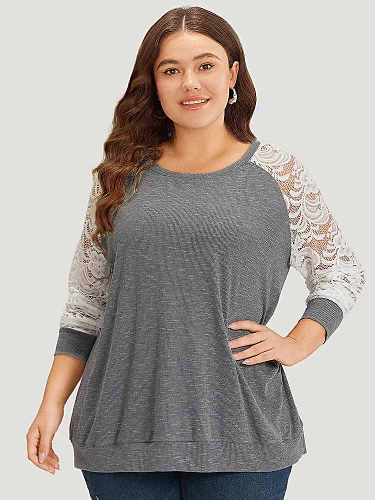 Lace Panel Raglan Sleeve Elastic Cuffs Sweatshirt sold by Bloomchic product image thumbnail 2