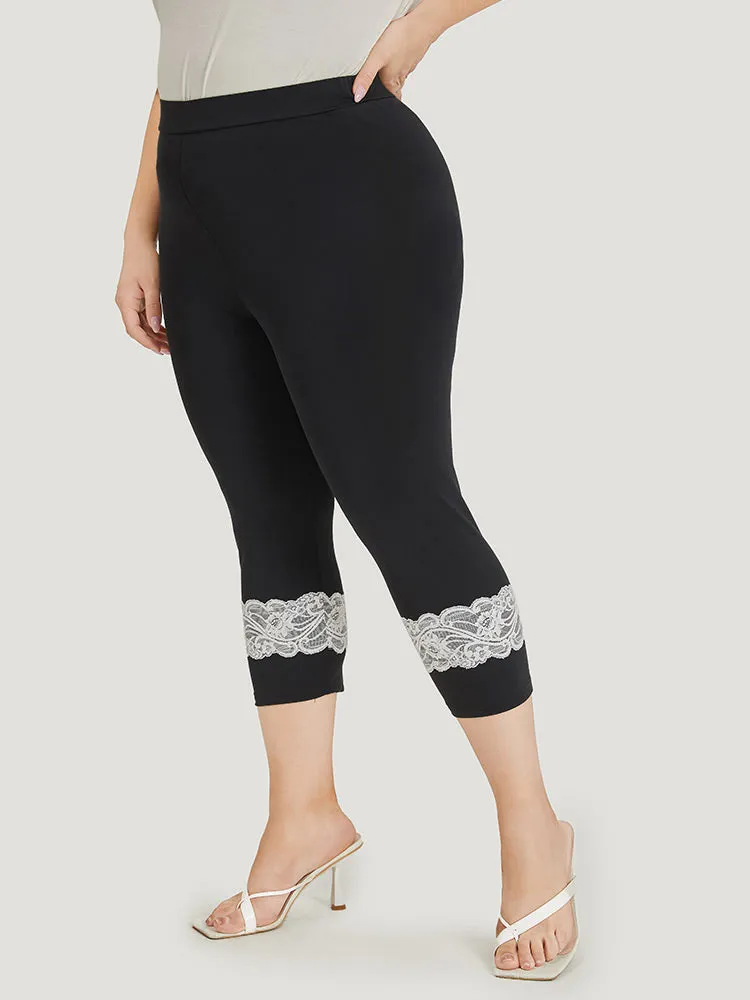 Guipure Lace Elastic Waist Cropped Leggings sold by Bloomchic product image thumbnail 2