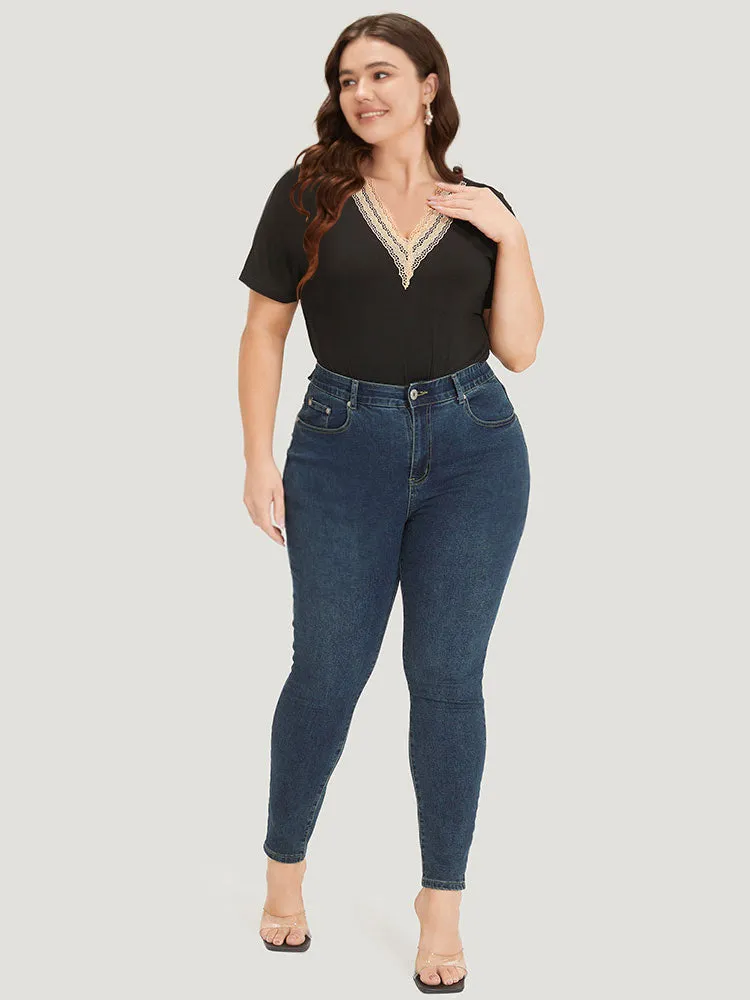 Contrast Lace Patchwork V Neck Bodysuit sold by Bloomchic product image thumbnail 4