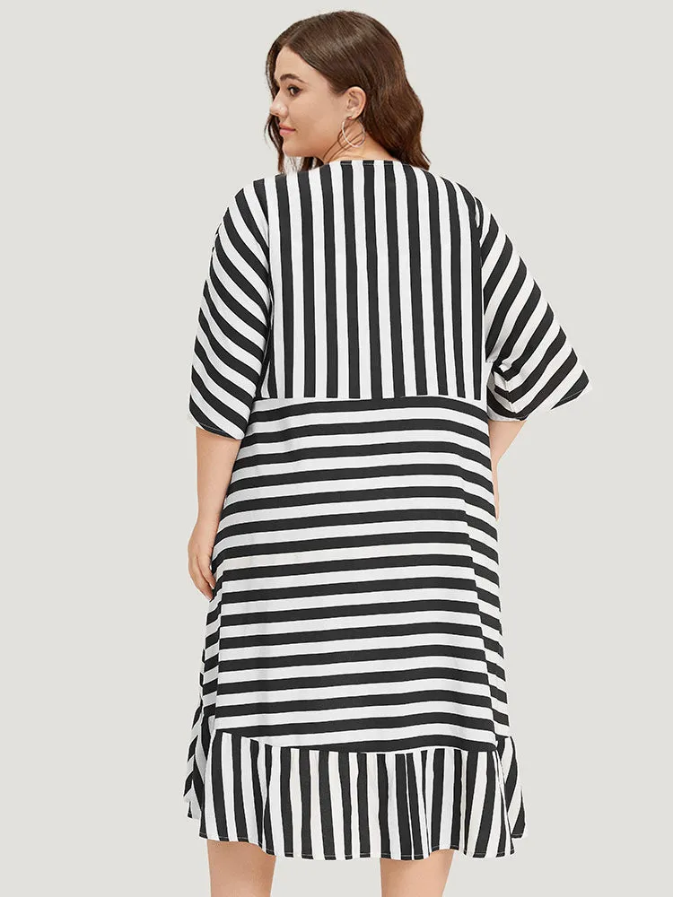 Striped Ruffle Hem Pocket Open Front Kimono sold by Bloomchic product image thumbnail 2