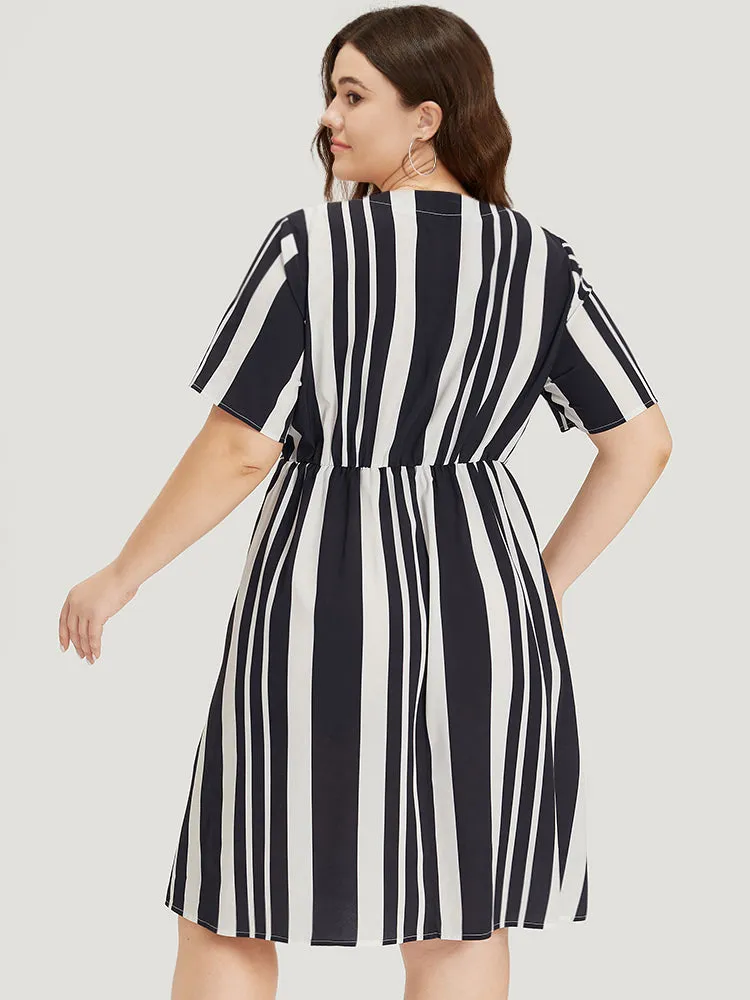Striped Print Bowknot Pocket Surplice Neck Dress sold by Bloomchic product image thumbnail 2