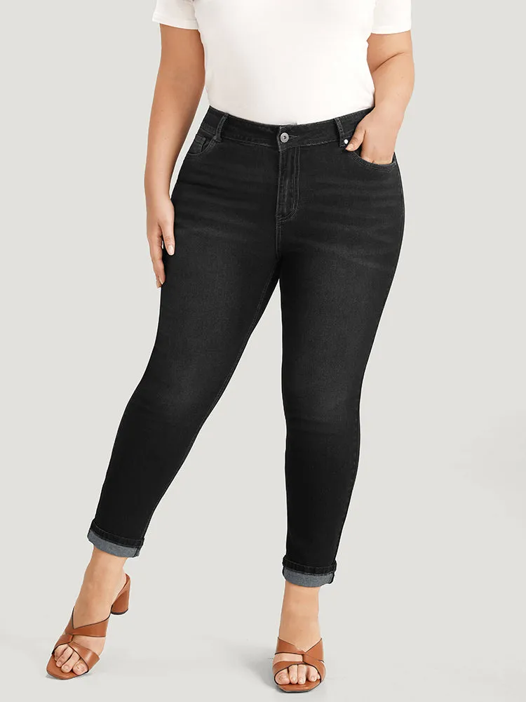 Very Stretchy Pocket Dark Wash Roll Hem Jeans sold by Bloomchic