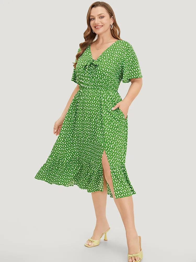 Geometric Print Split Knot Reffles Elastic Waist Dress sold by Bloomchic product image thumbnail 3