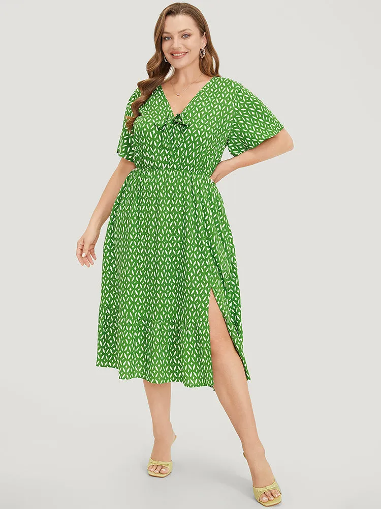 Geometric Print Split Knot Reffles Elastic Waist Dress sold by Bloomchic