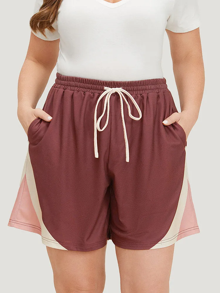 Contrast Pocket Drawstring Elastic Waist Shorts sold by Bloomchic product image thumbnail 5