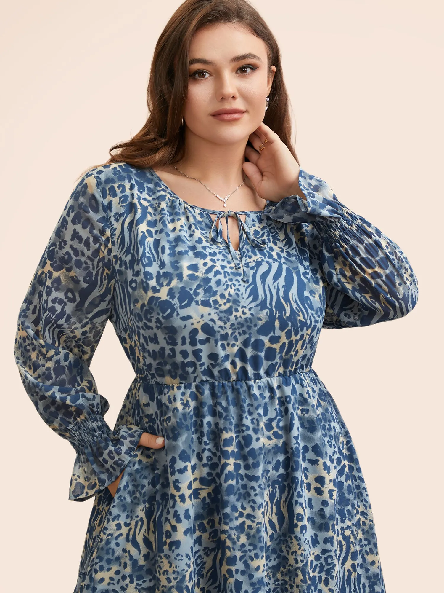 Leopard Print Chiffon Tie Knot Dress sold by Bloomchic product image thumbnail 4