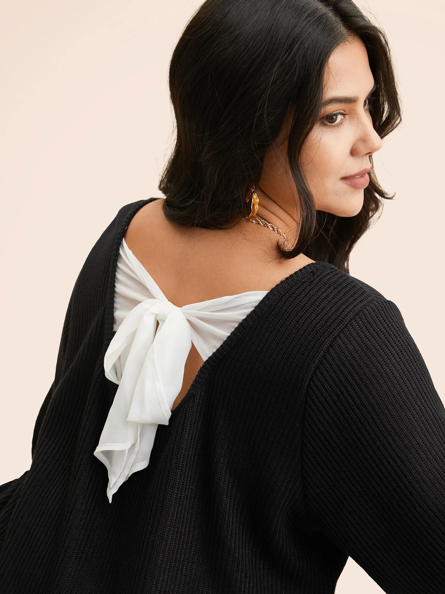 Textured Contrast Tie Knot Sweatshirt sold by Bloomchic product image thumbnail 4