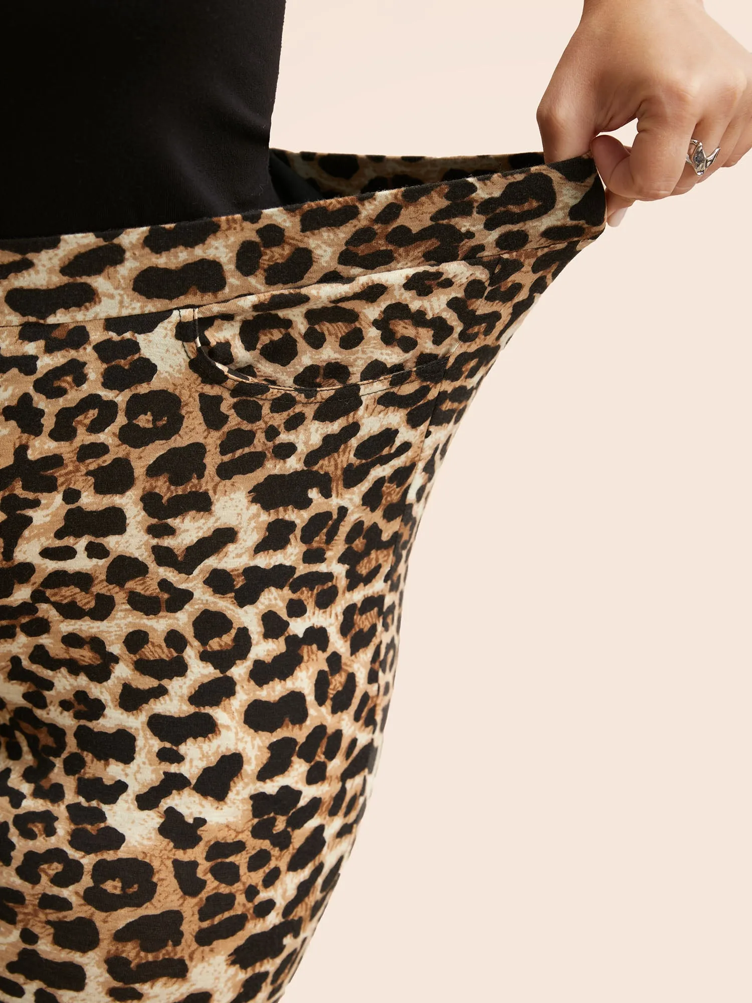 Leopard Print Pocket Bootcut Leggings sold by Bloomchic product image thumbnail 5