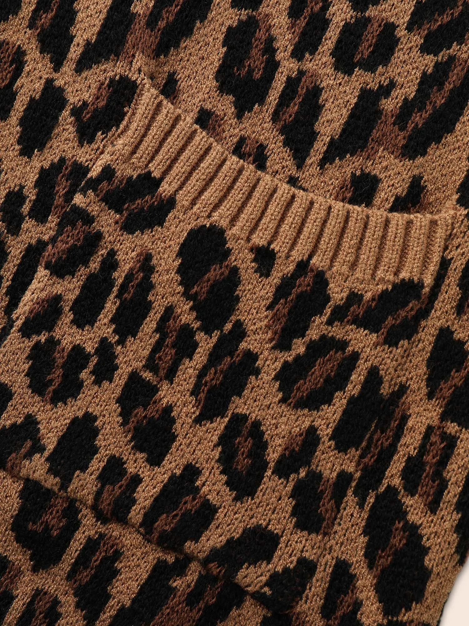 Leopard Print Patched Pocket Cardigan sold by Bloomchic product image thumbnail 5