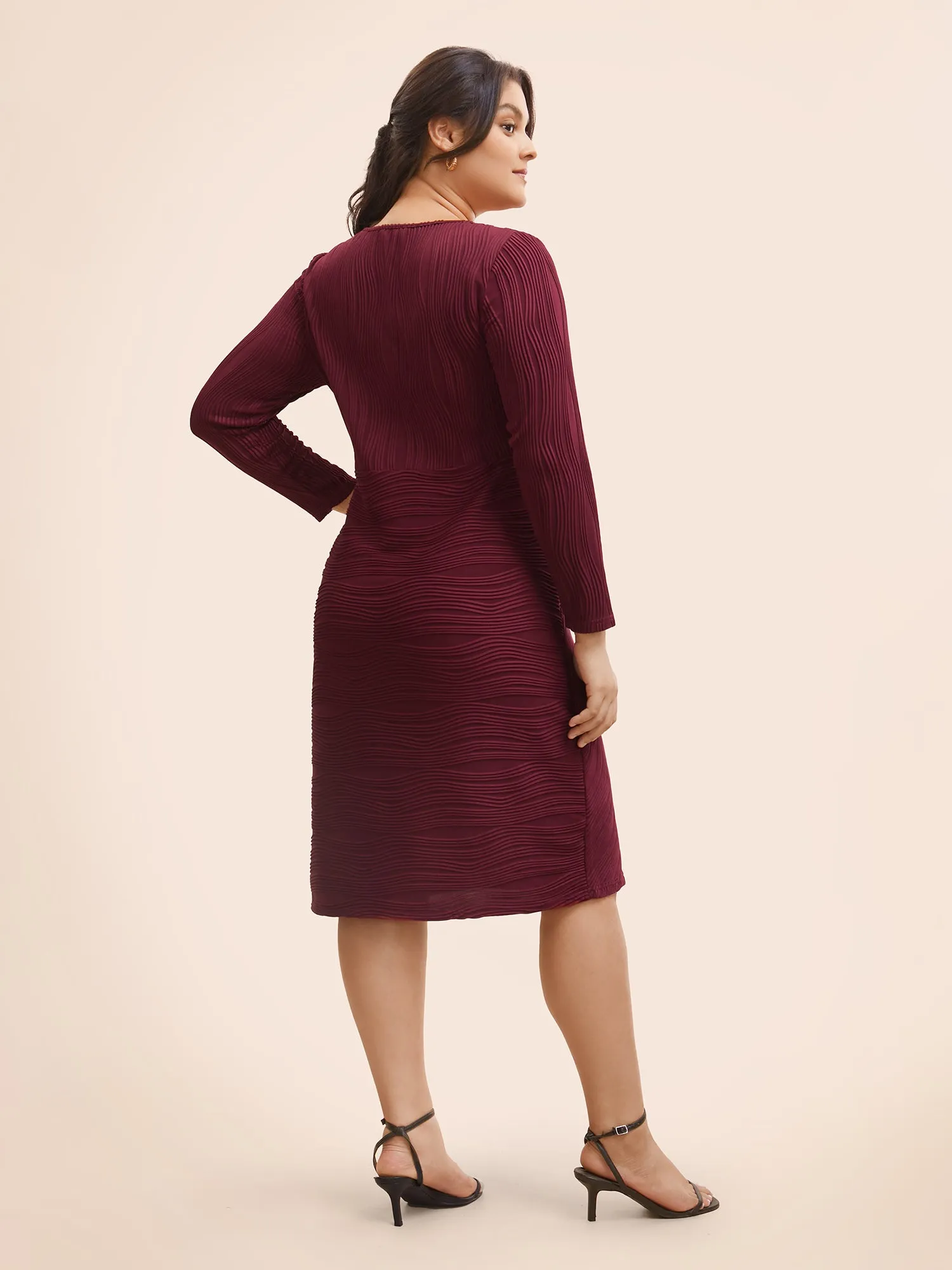 V Neck Split Hem Textured Dress sold by Bloomchic product image thumbnail 3