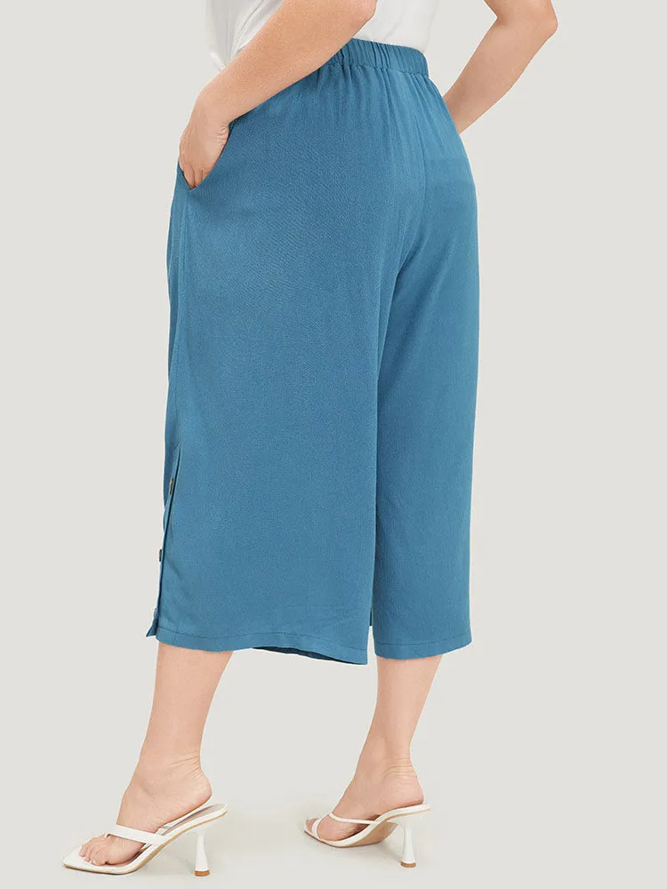 Solid Button Gathered Pocket Loose Cropped Pants sold by Bloomchic product image thumbnail 2