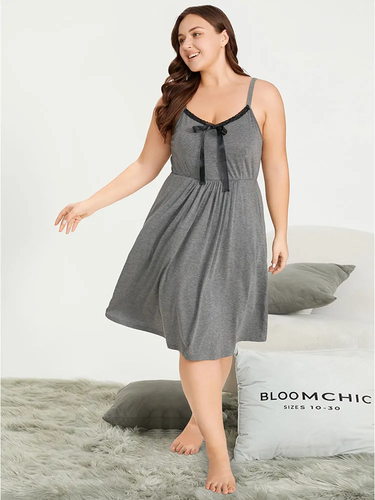 Plain Bowknot Pocket Lace Patchwork Night Dress sold by Bloomchic product image thumbnail 2