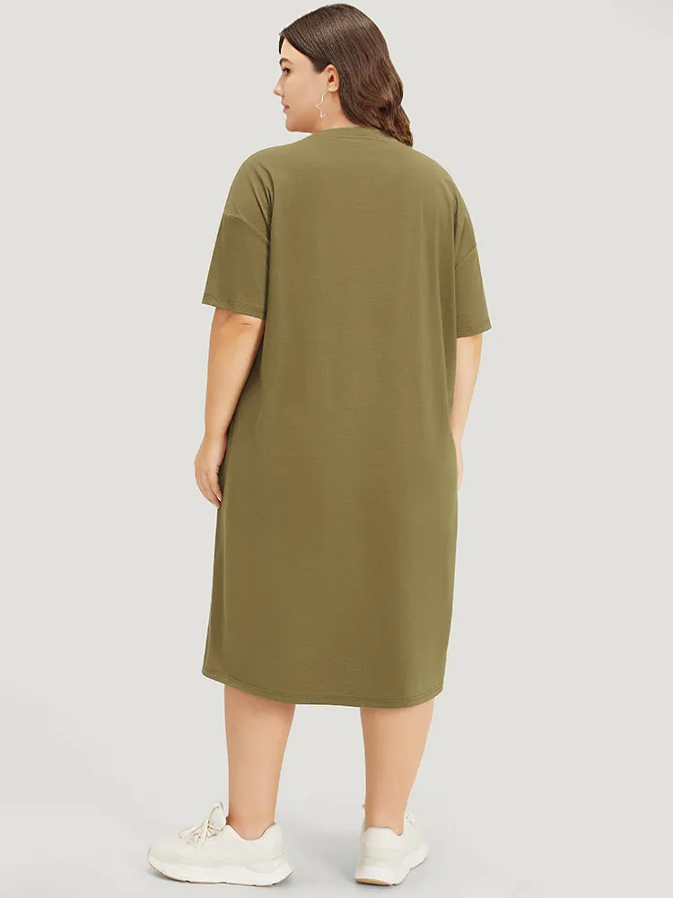 Letter & Graphic Print Pocket Crew Neck Dress sold by Bloomchic product image thumbnail 5