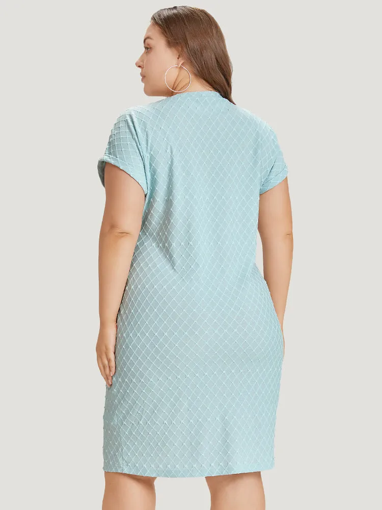 Solid Patched Pocket Cuffed Sleeve Plisse Dress sold by Bloomchic product image thumbnail 5