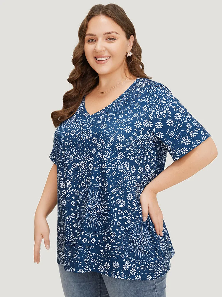 Bandana Print V Neck Moderately Stretchy T-shirt sold by Bloomchic product image thumbnail 4