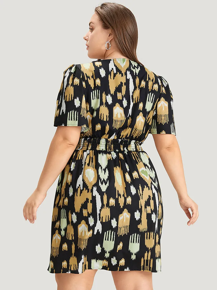 Graphic Print Notched Shirred Pocket Puff Sleeve Dress sold by Bloomchic product image thumbnail 2