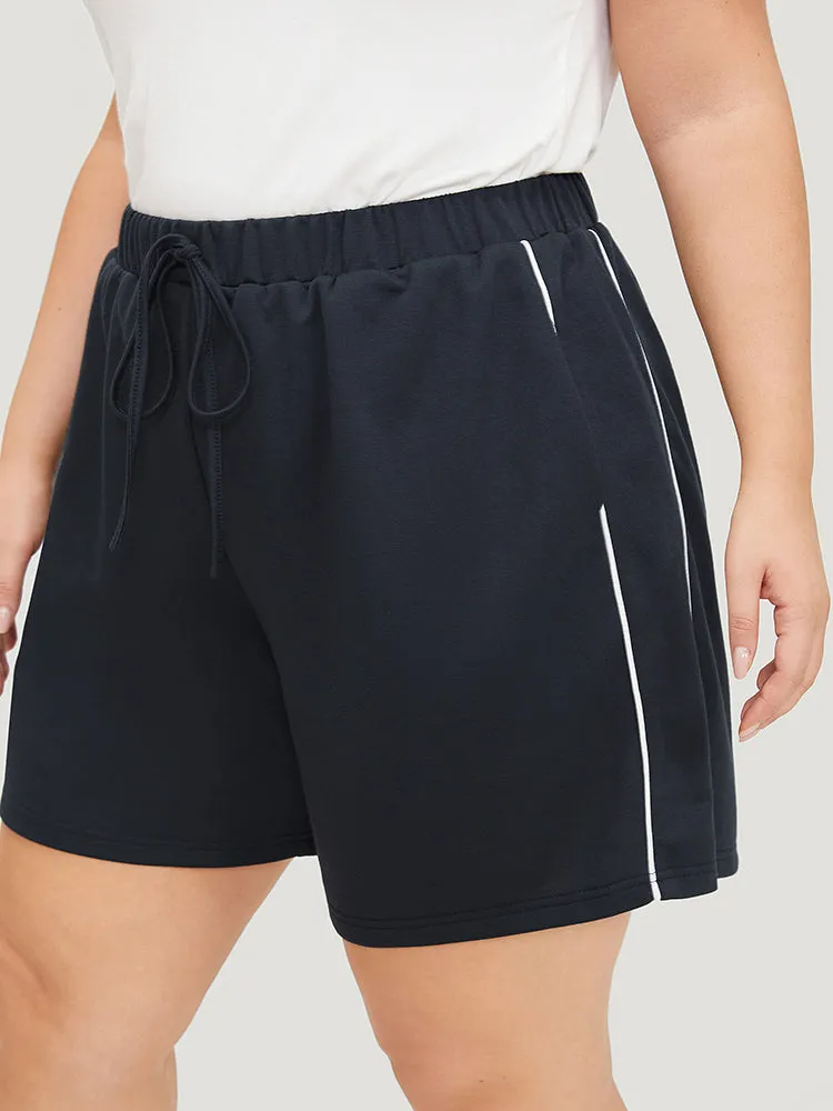 Plain Seam Detail Pocket Knotted Shorts sold by Bloomchic product image thumbnail 2