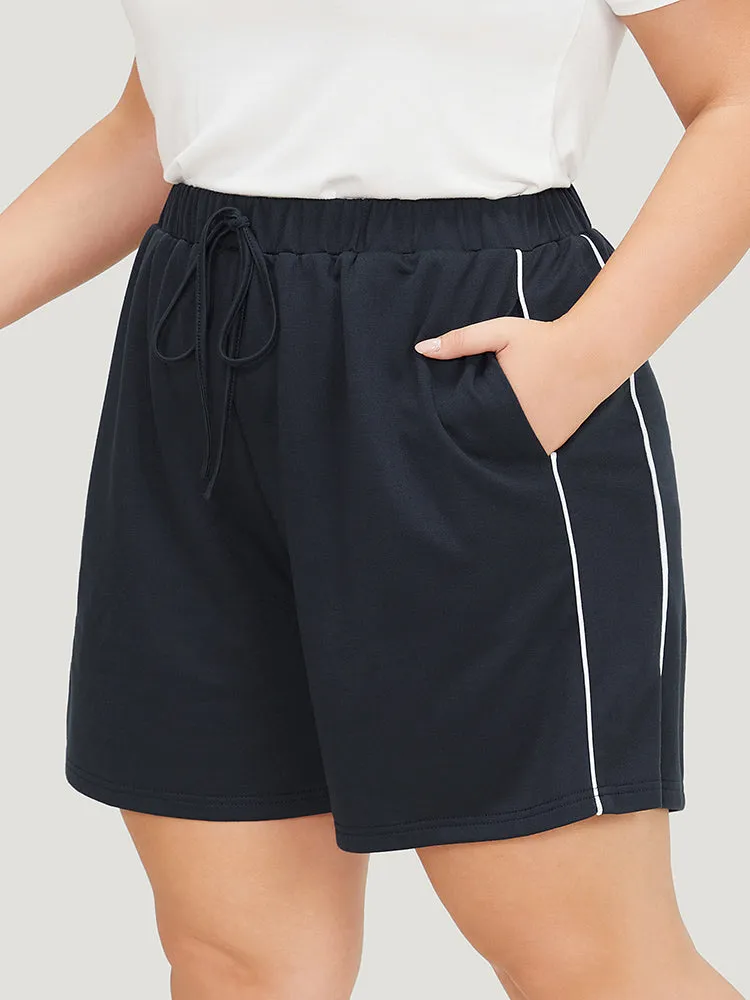 Plain Seam Detail Pocket Knotted Shorts sold by Bloomchic