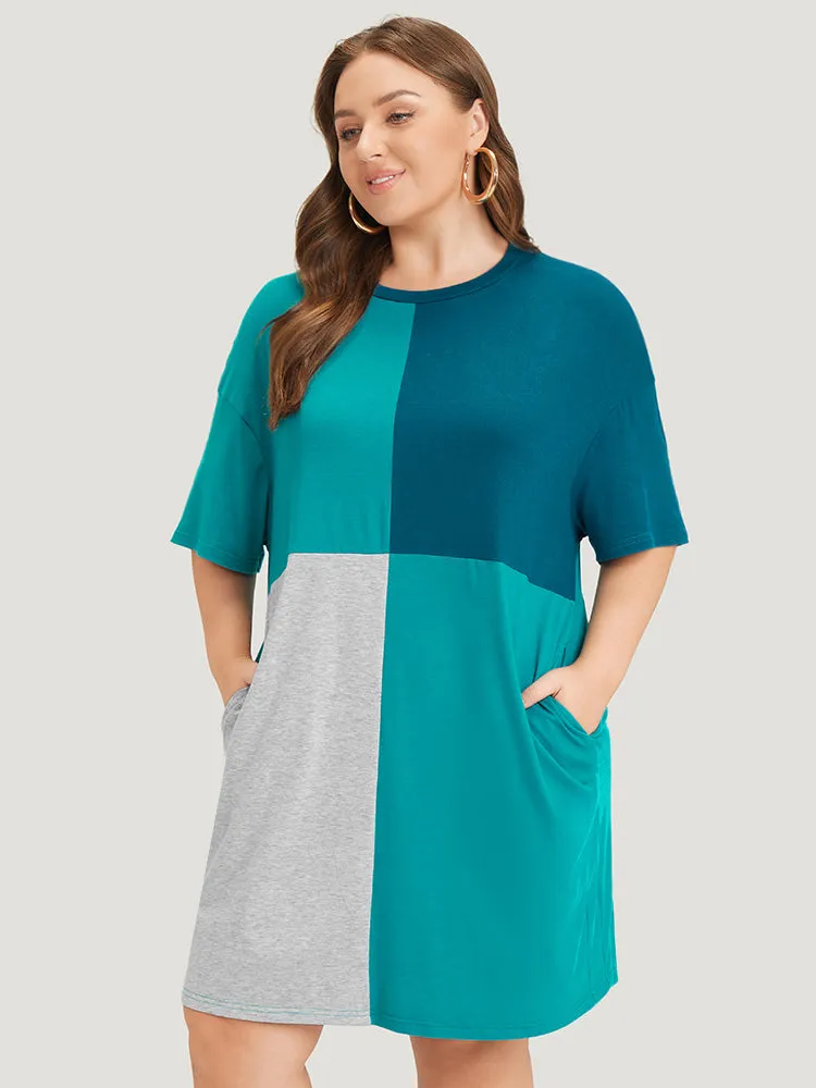 Colorblock Contrast Pocket Drop Shoulder Tee Dress sold by Bloomchic product image thumbnail 3