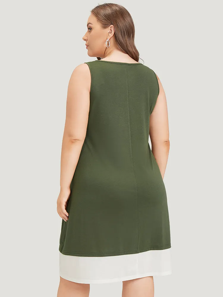 Two Tone Knot Pocket Patchwork Dress sold by Bloomchic product image thumbnail 4