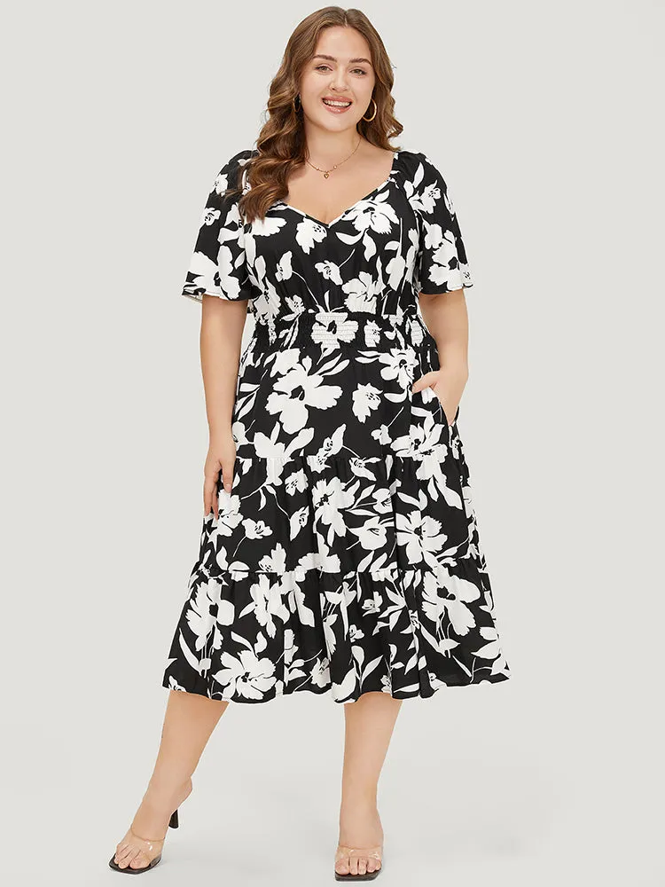 Floral Ruffle Pocket V Neck Shirred Dress sold by Bloomchic product image thumbnail 4