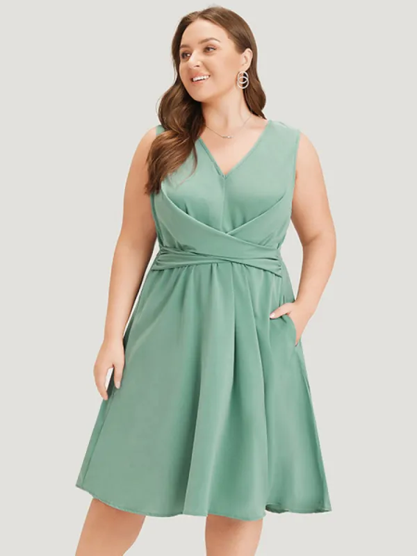 Anti-Wrinkle Solid Pocket Ruched Crossover Front Zipper Tank Dress sold by Bloomchic