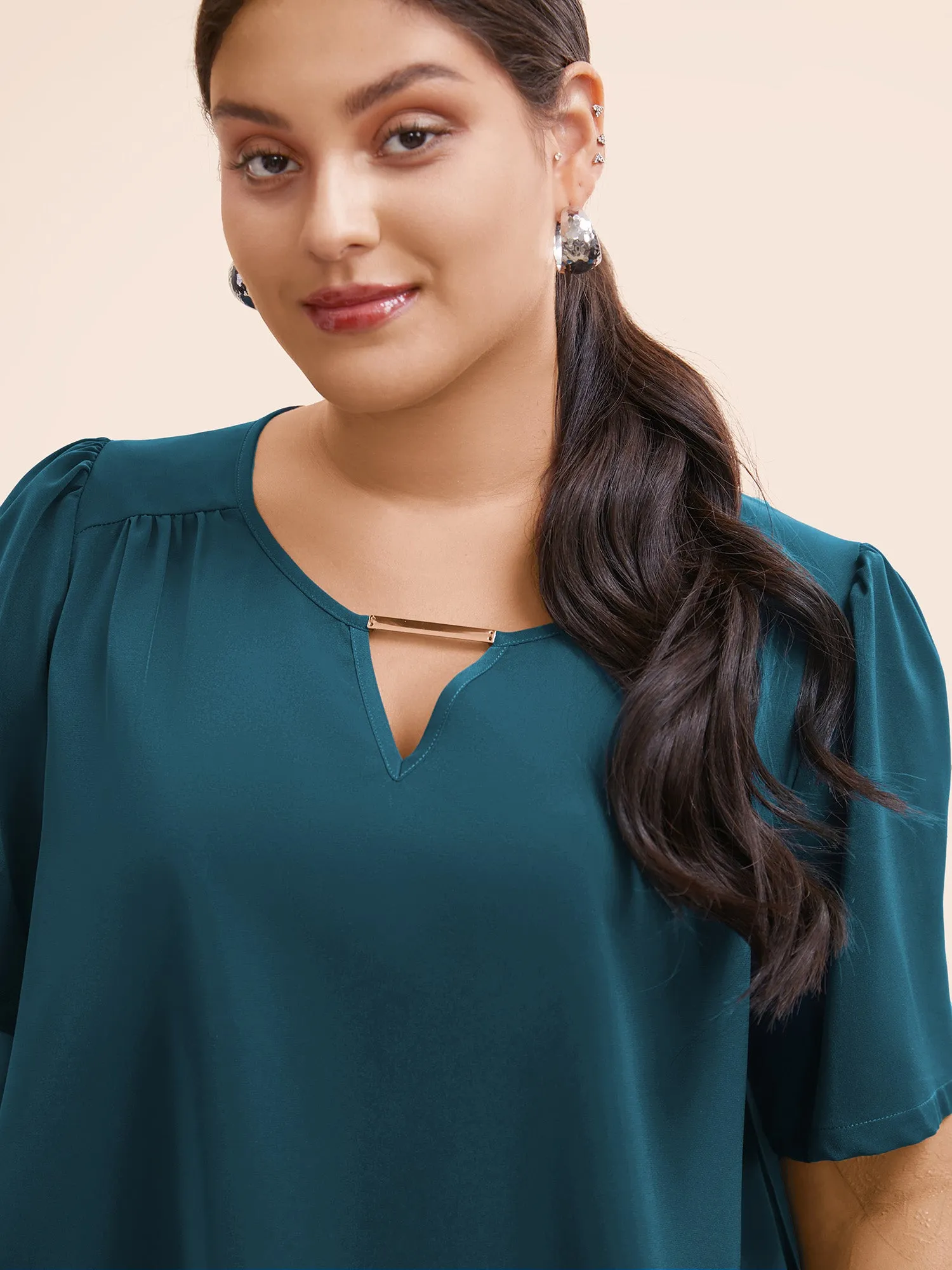 Anti-Wrinkle Plain Metal Detail Keyhole Neck Blouse sold by Bloomchic product image thumbnail 3